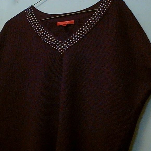 Women’s V-Neck Hem Deep red silver beaded embellishment by jennifer lopez M/M - Picture 1 of 5
